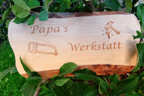 Holz-Schild "Papa´s Werkstatt"